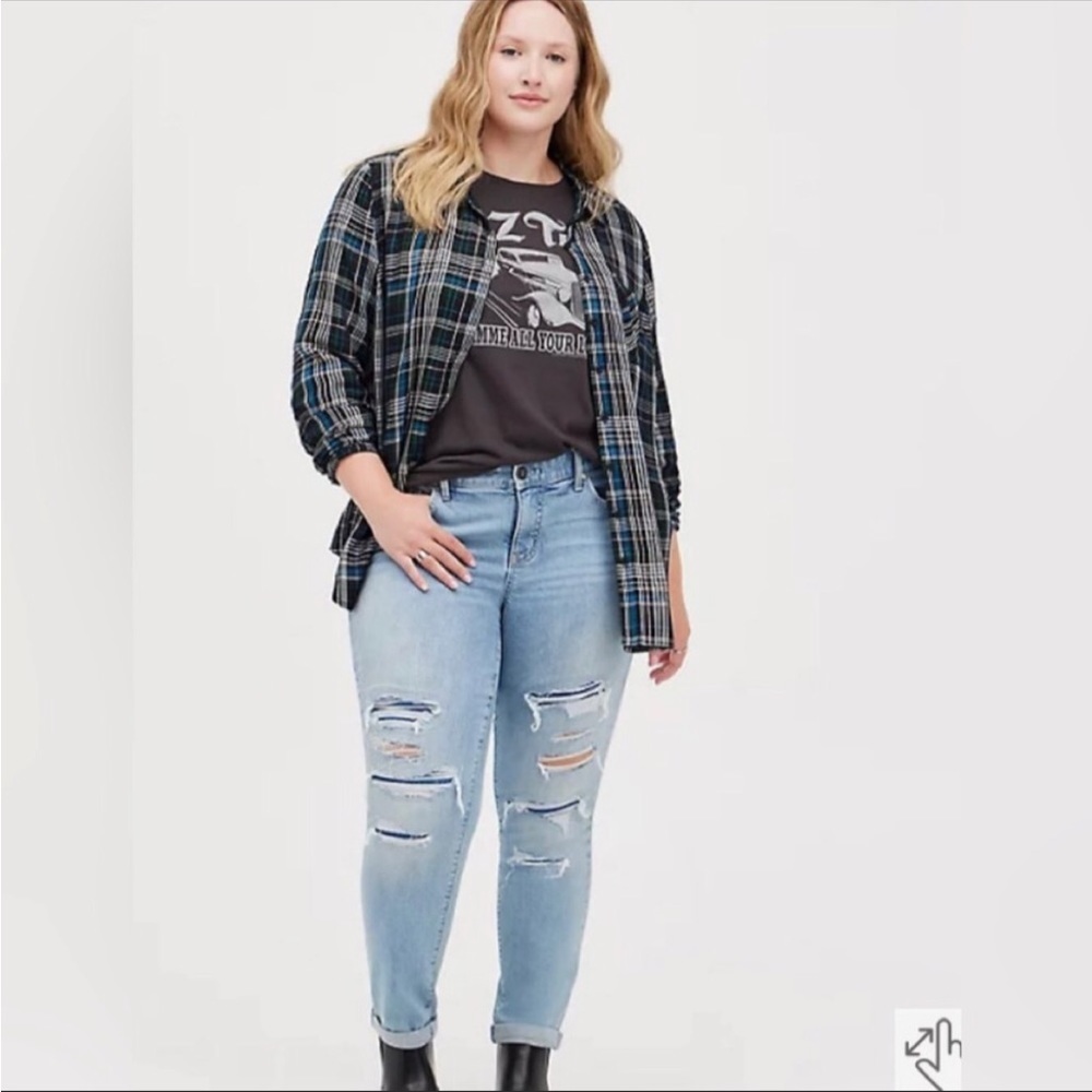 NWT Torrid Button Down Shirt
